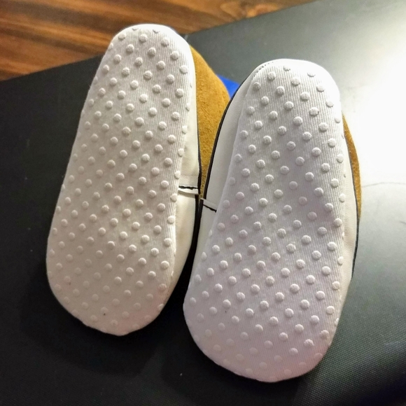 5/$30 Fox Baby Velcro Boots 12-18 Months - Picture 2 of 6